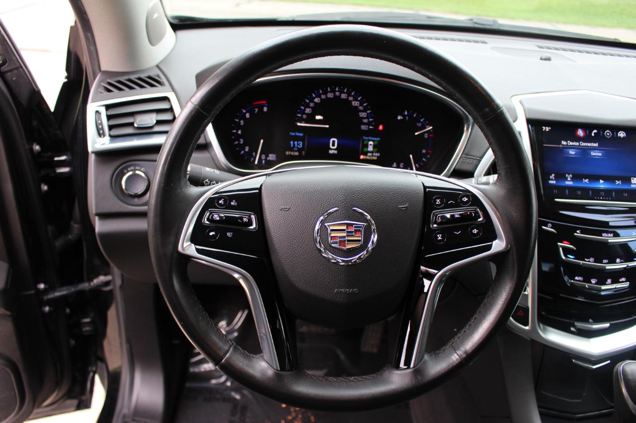 Cadillac SRX Base 2015