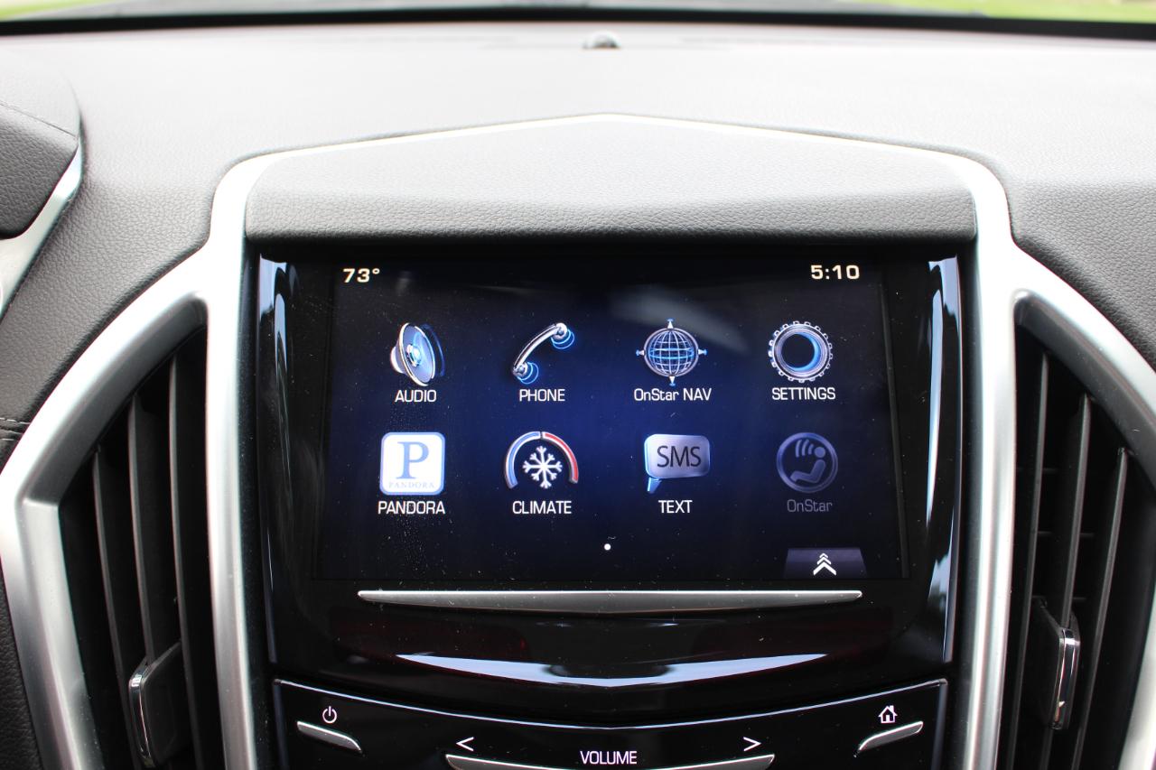Cadillac SRX Base 2015