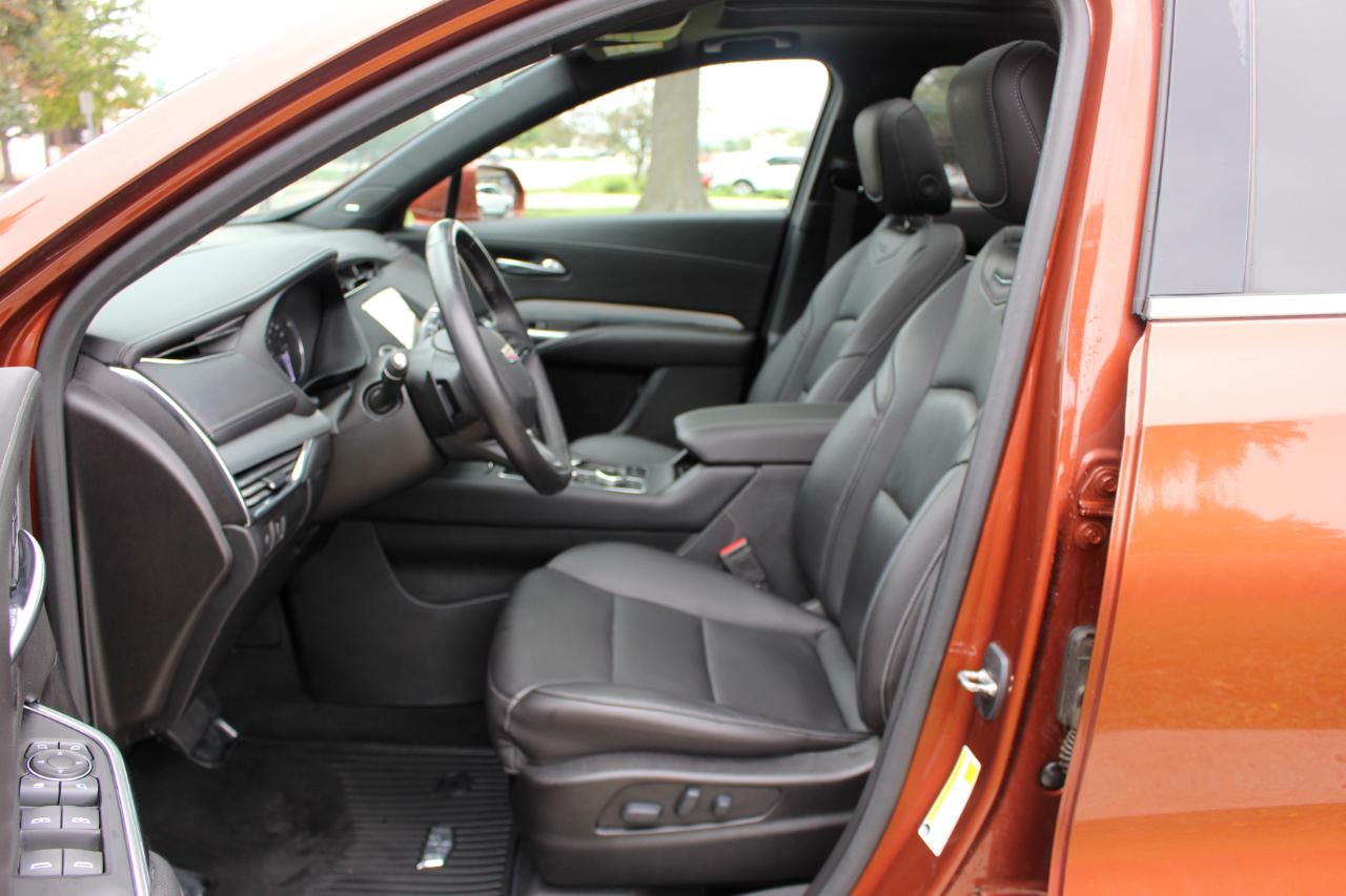 Cadillac XT4 Premium Luxury AWD 2019