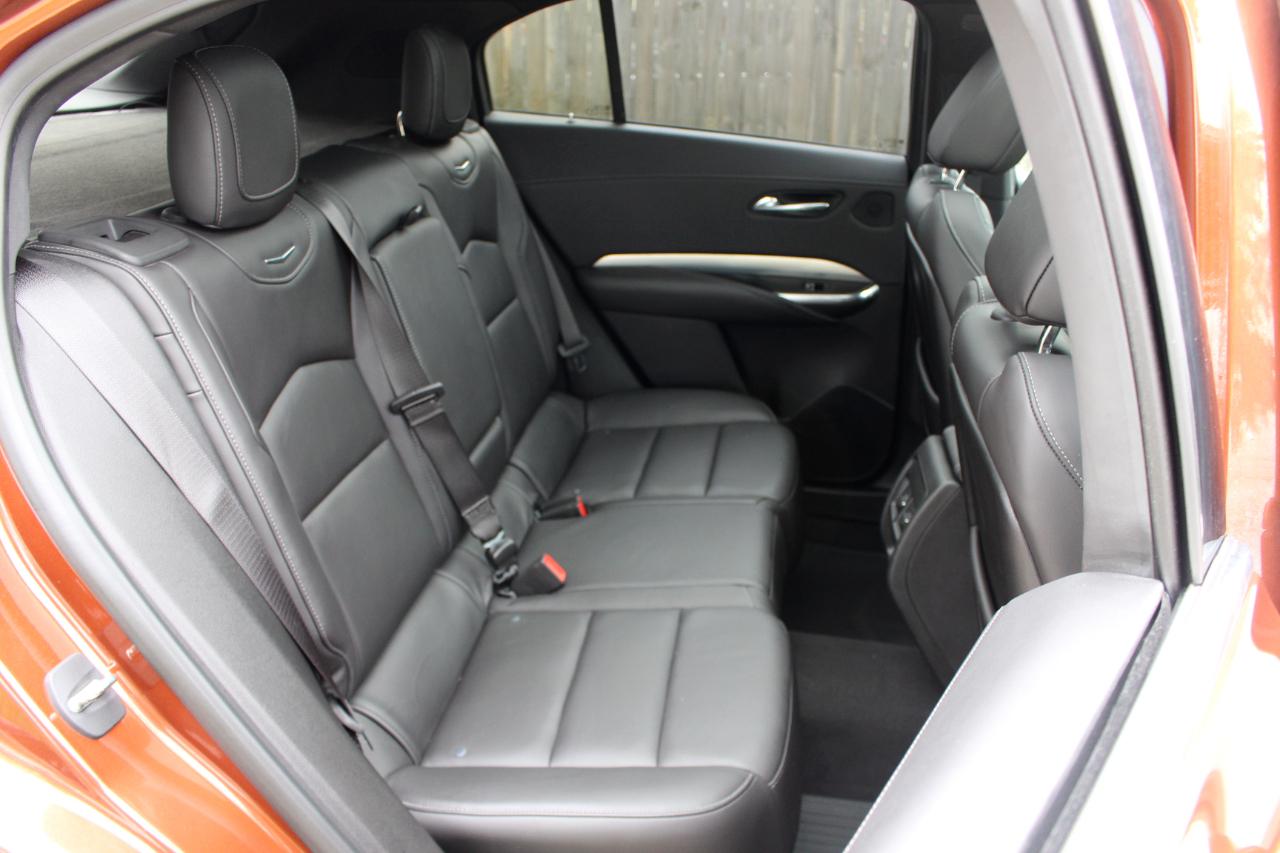 Cadillac XT4 Premium Luxury AWD 2019