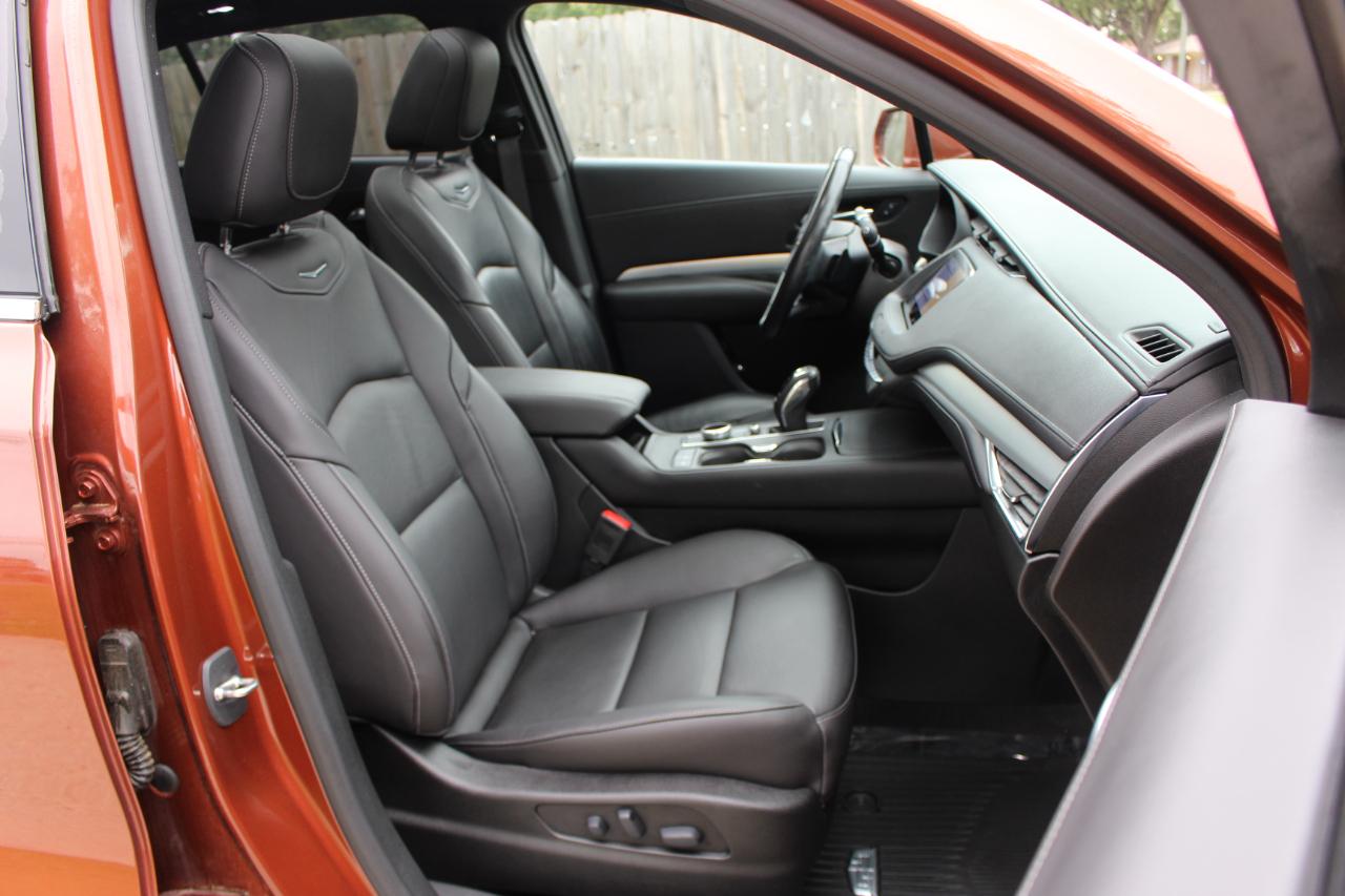 Cadillac XT4 Premium Luxury AWD 2019