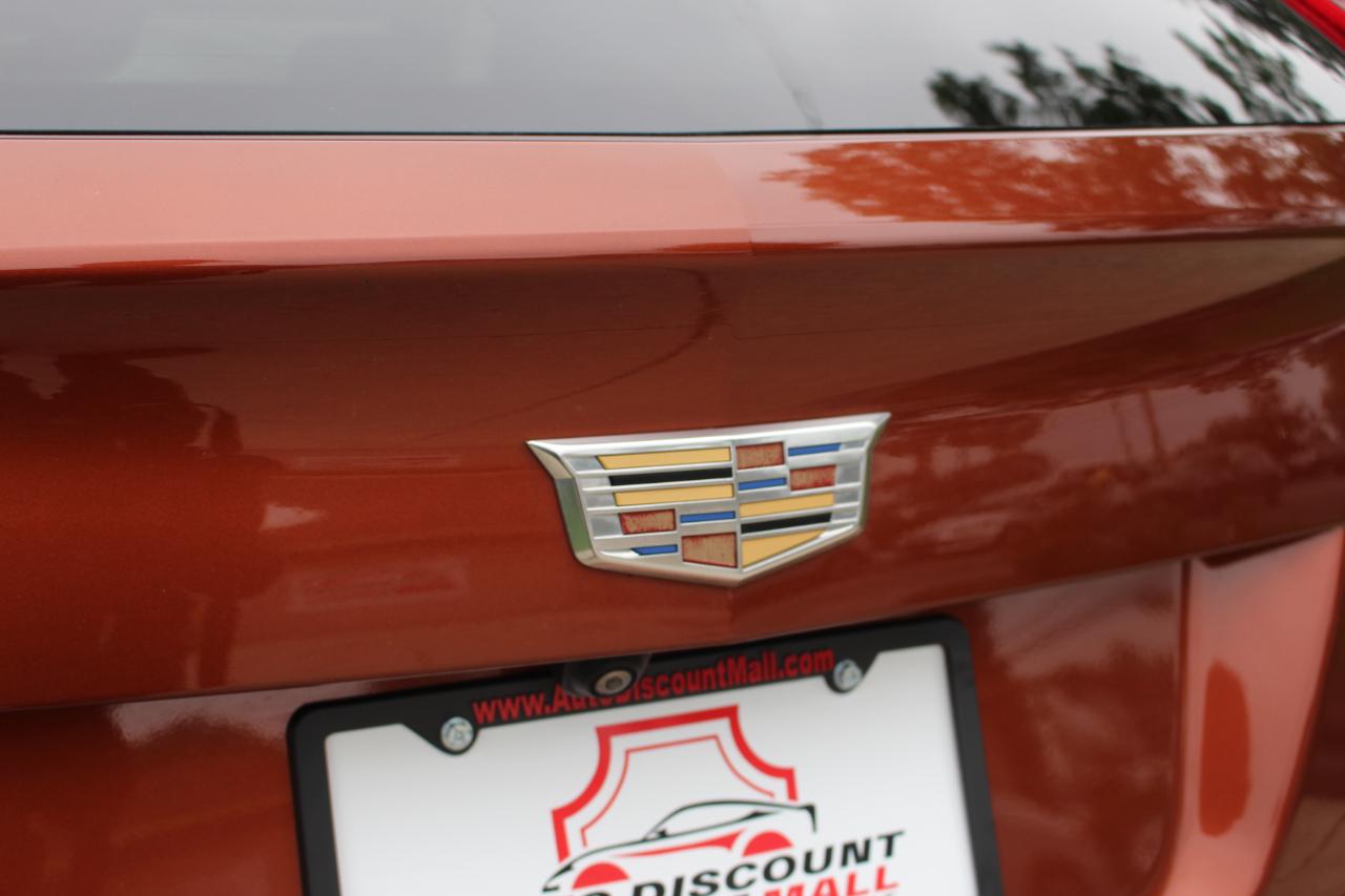 Cadillac XT4 Premium Luxury AWD 2019