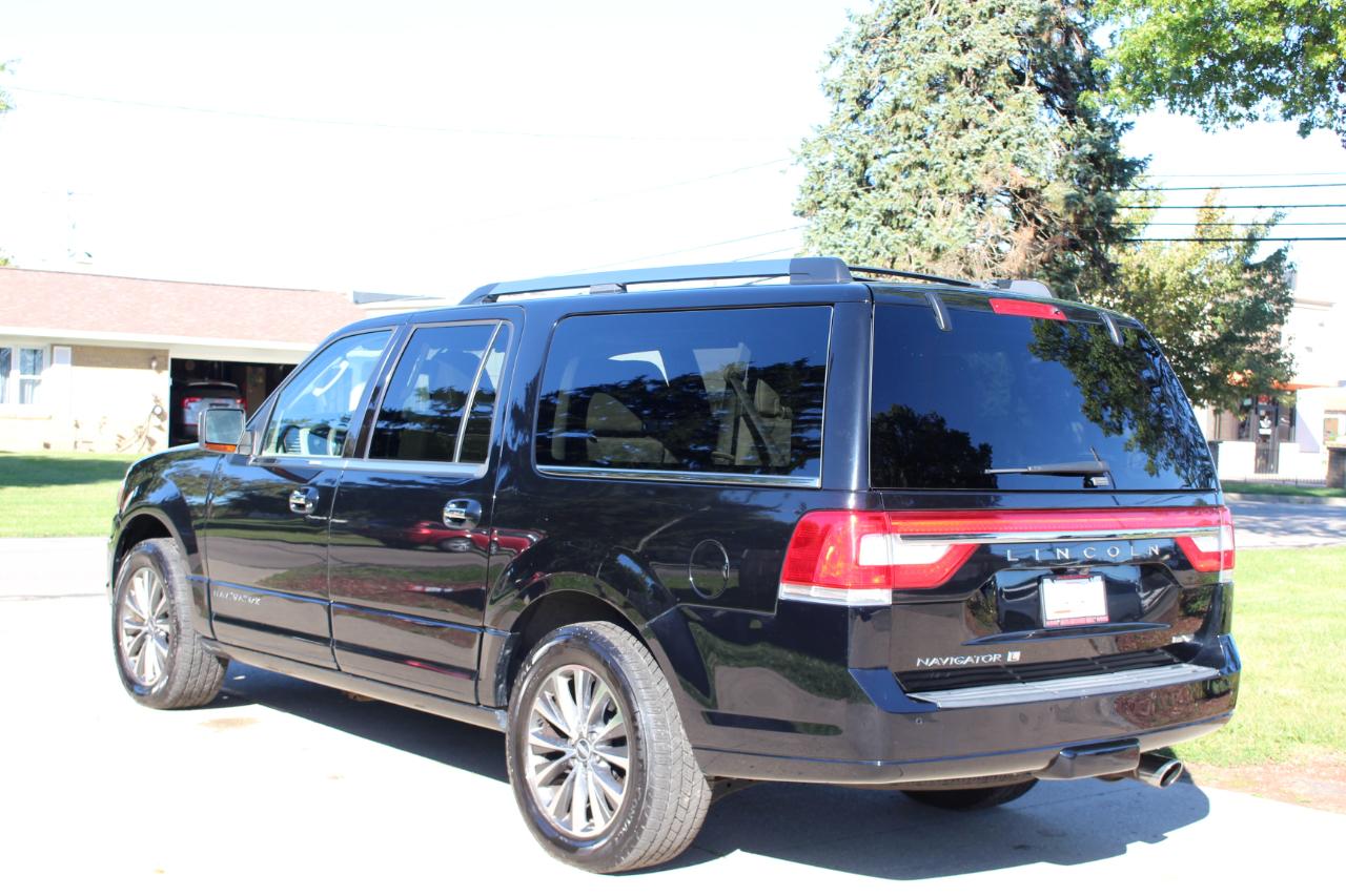 Lincoln Navigator L Select 4WD 2016