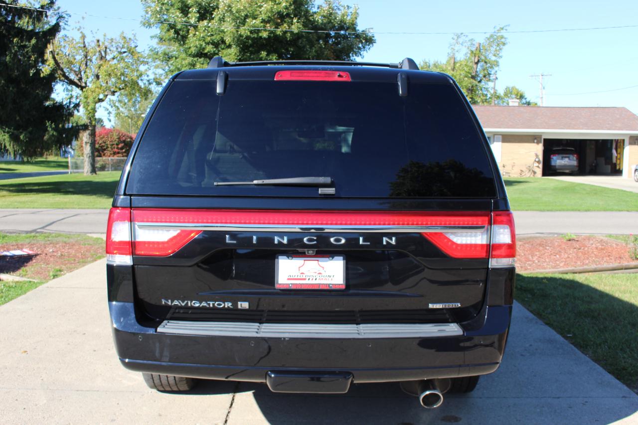 Lincoln Navigator L Select 4WD 2016