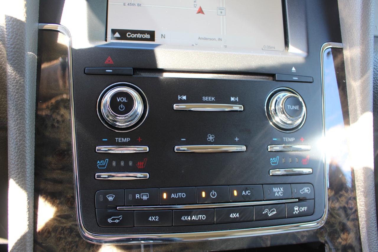 Lincoln Navigator L Select 4WD 2016