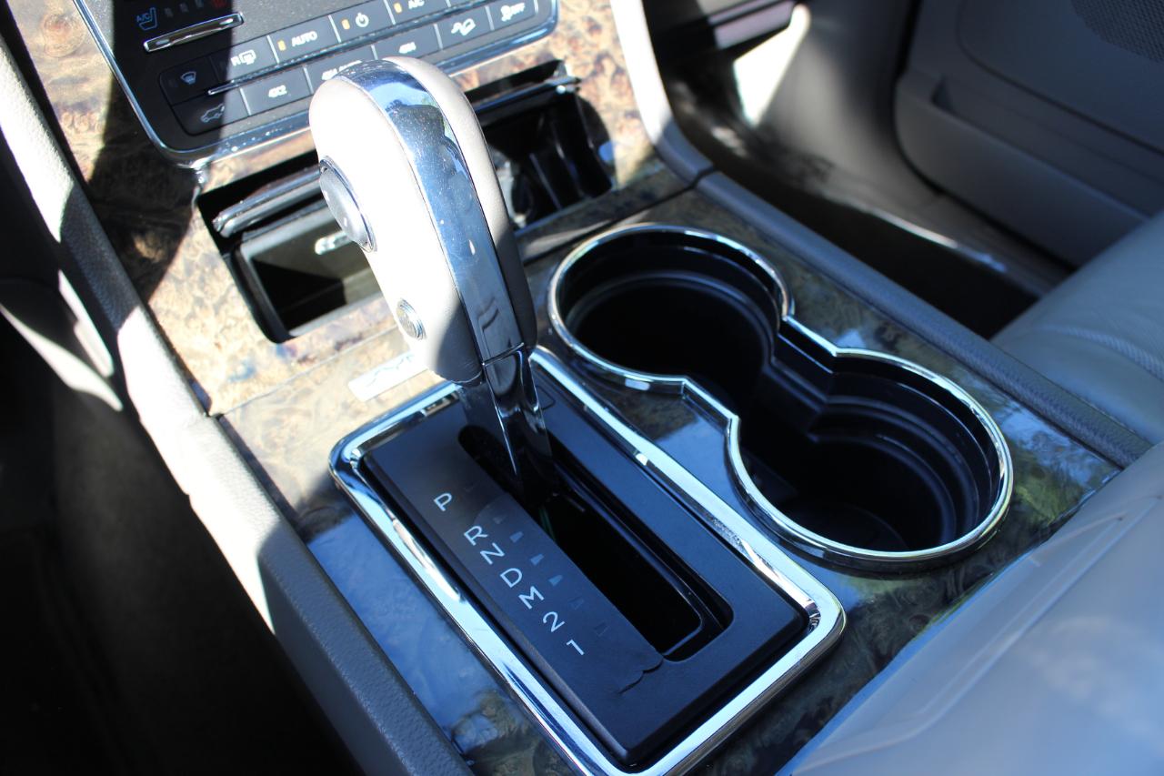 Lincoln Navigator L Select 4WD 2016