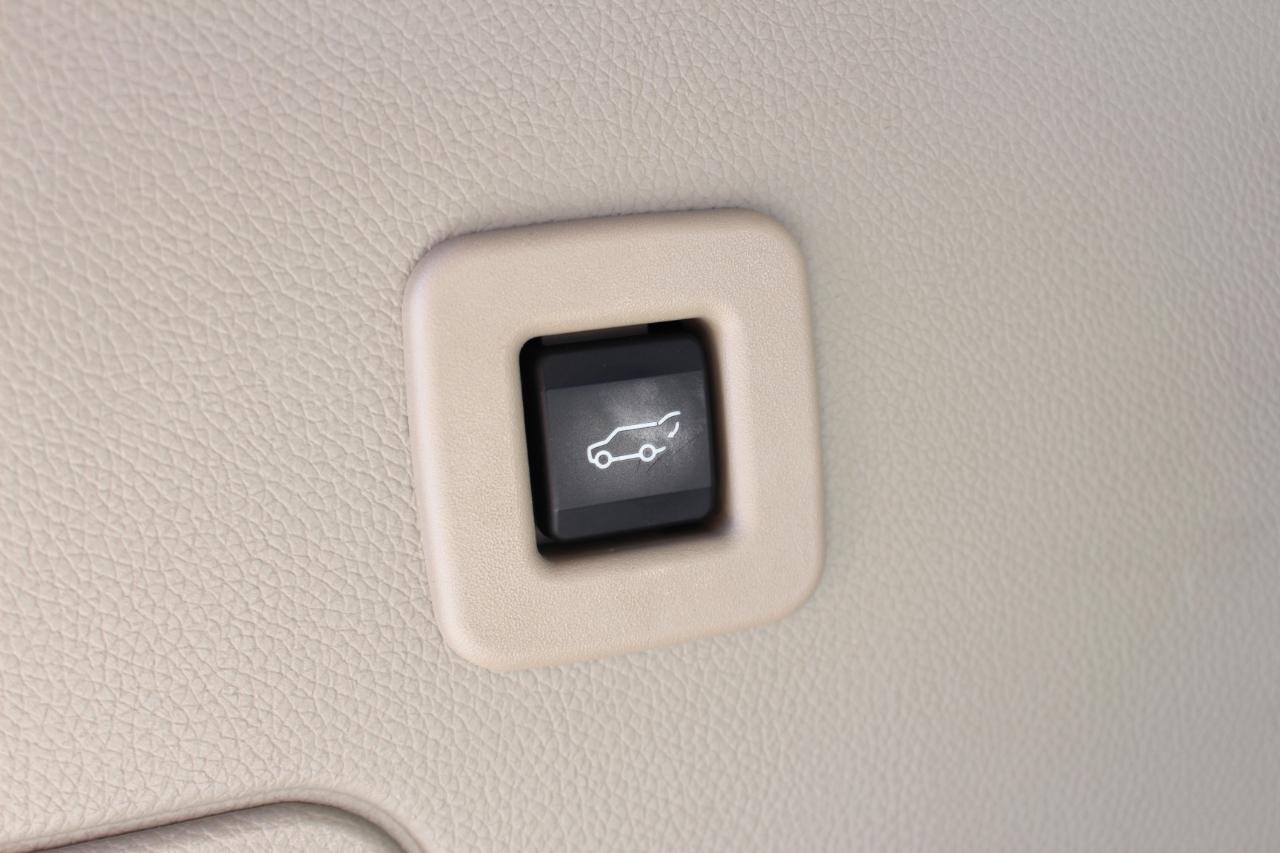 Lincoln Navigator L Select 4WD 2016