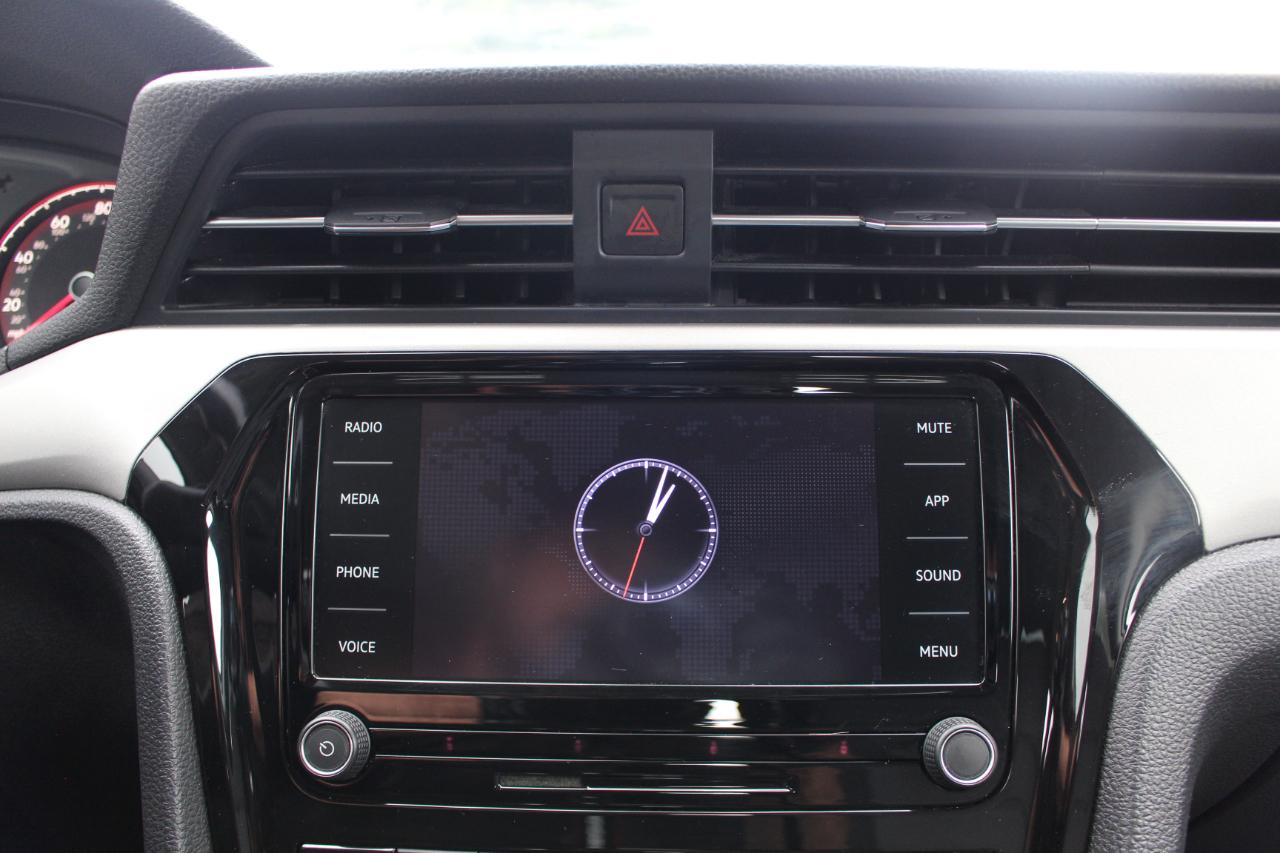 Volkswagen Passat SE 2021