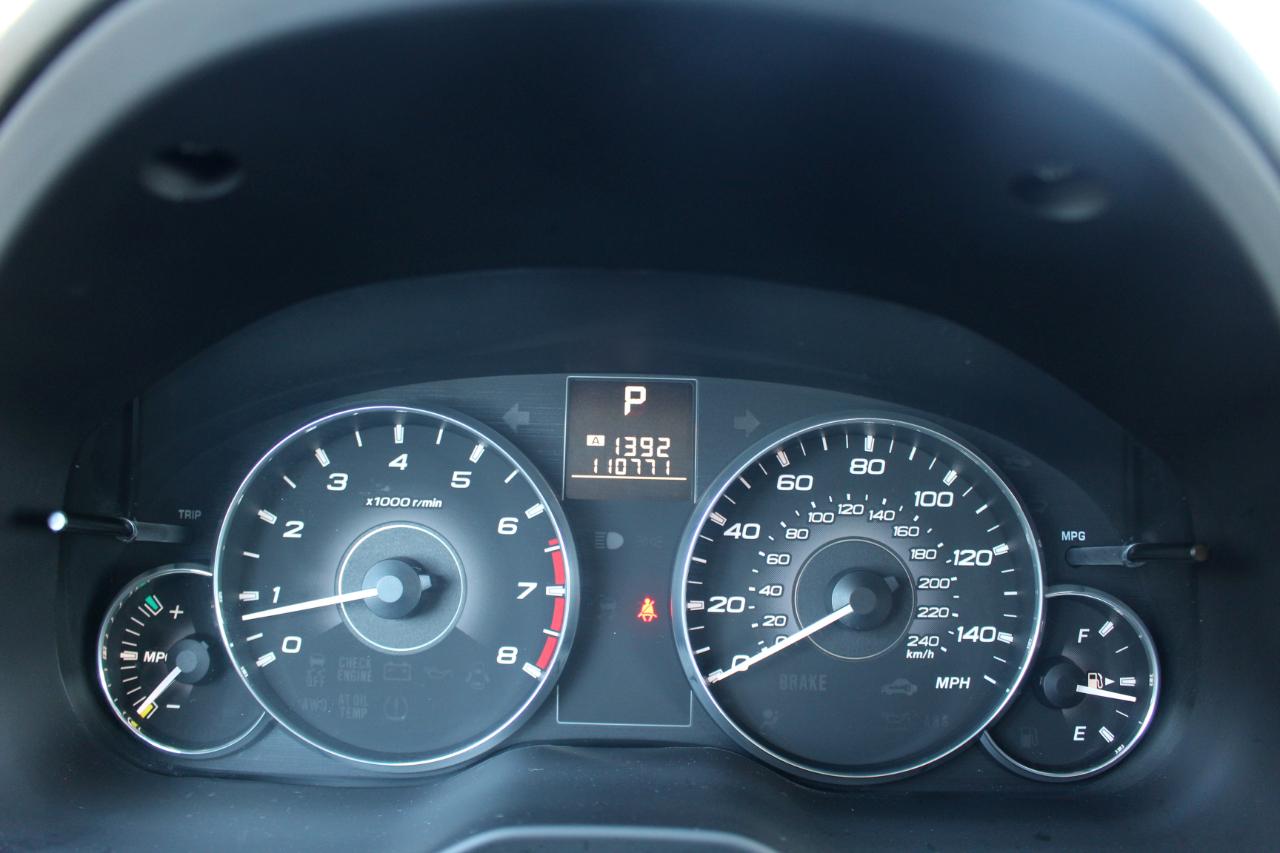 Subaru Outback 2.5i Limited 2011