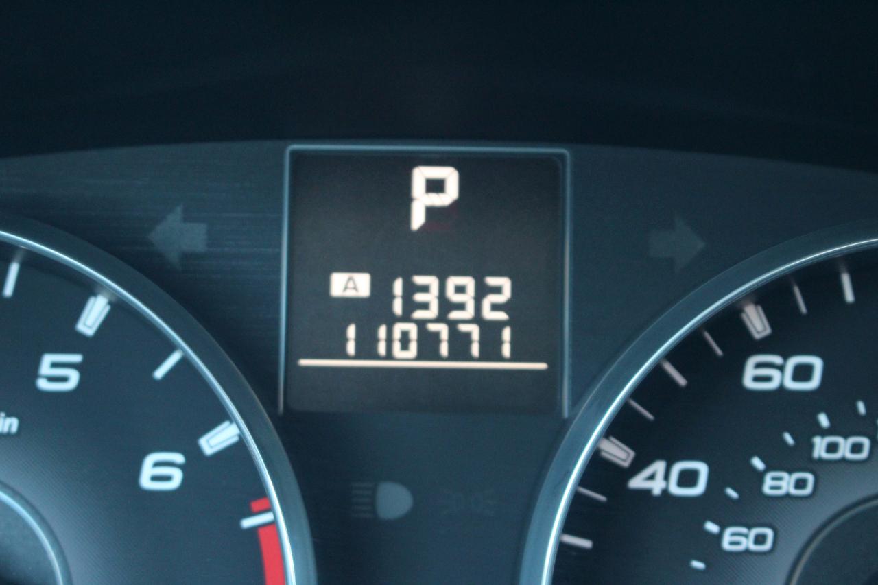 Subaru Outback 2.5i Limited 2011