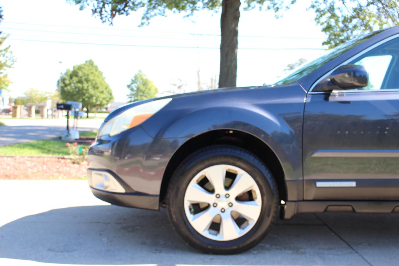 Subaru Outback 2.5i Limited 2011