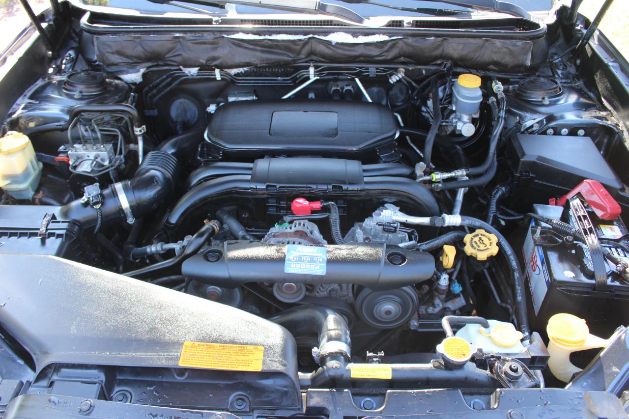 Subaru Outback 2.5i Limited 2011