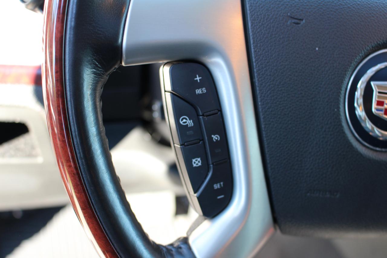 Cadillac Escalade ESV AWD Luxury 2011