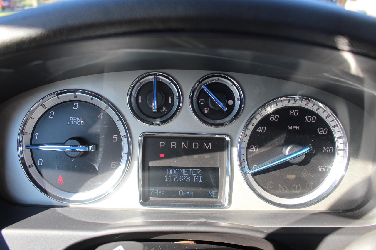 Cadillac Escalade ESV AWD Luxury 2011