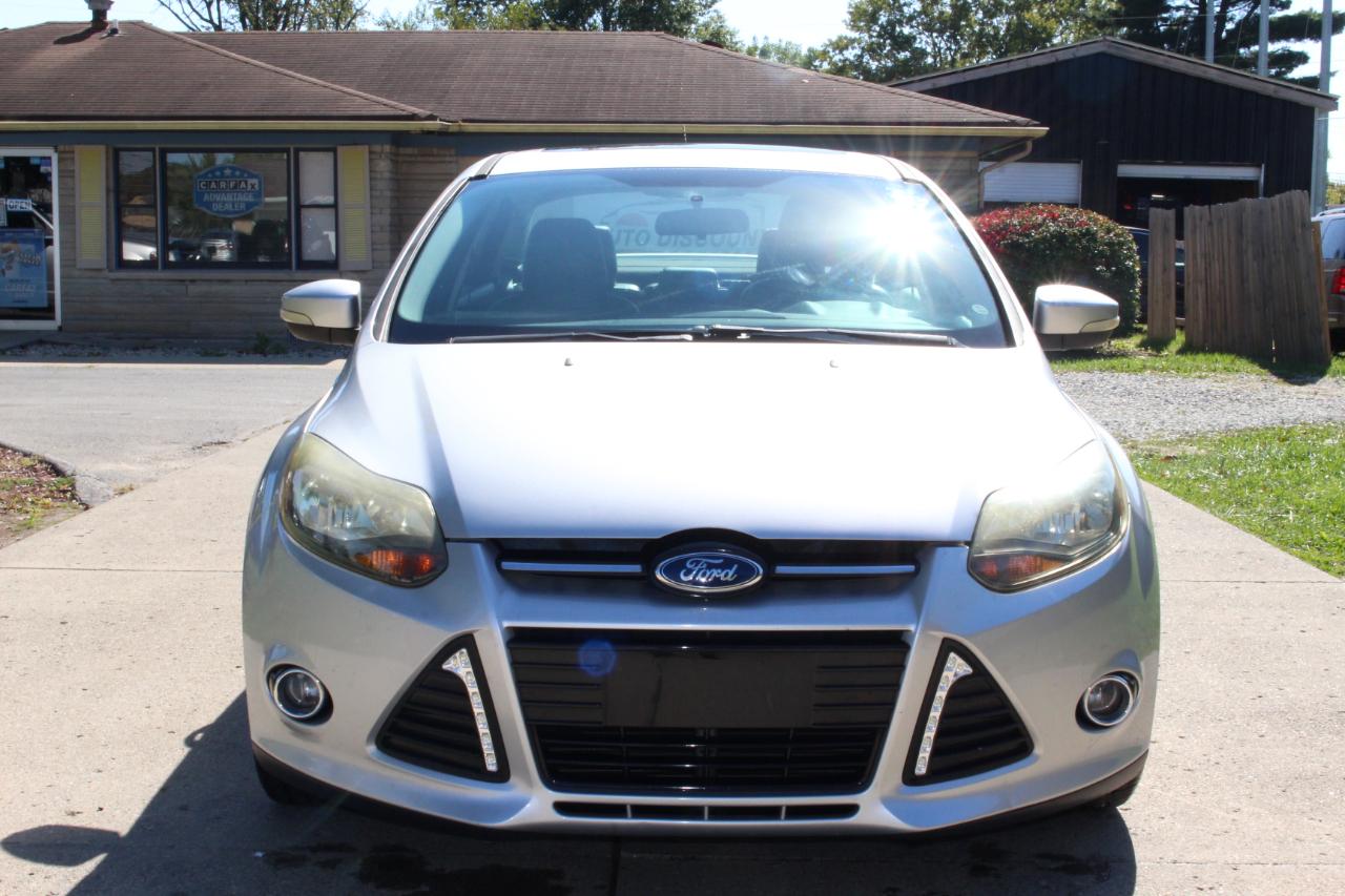 Ford Focus Titanium Sedan 2014