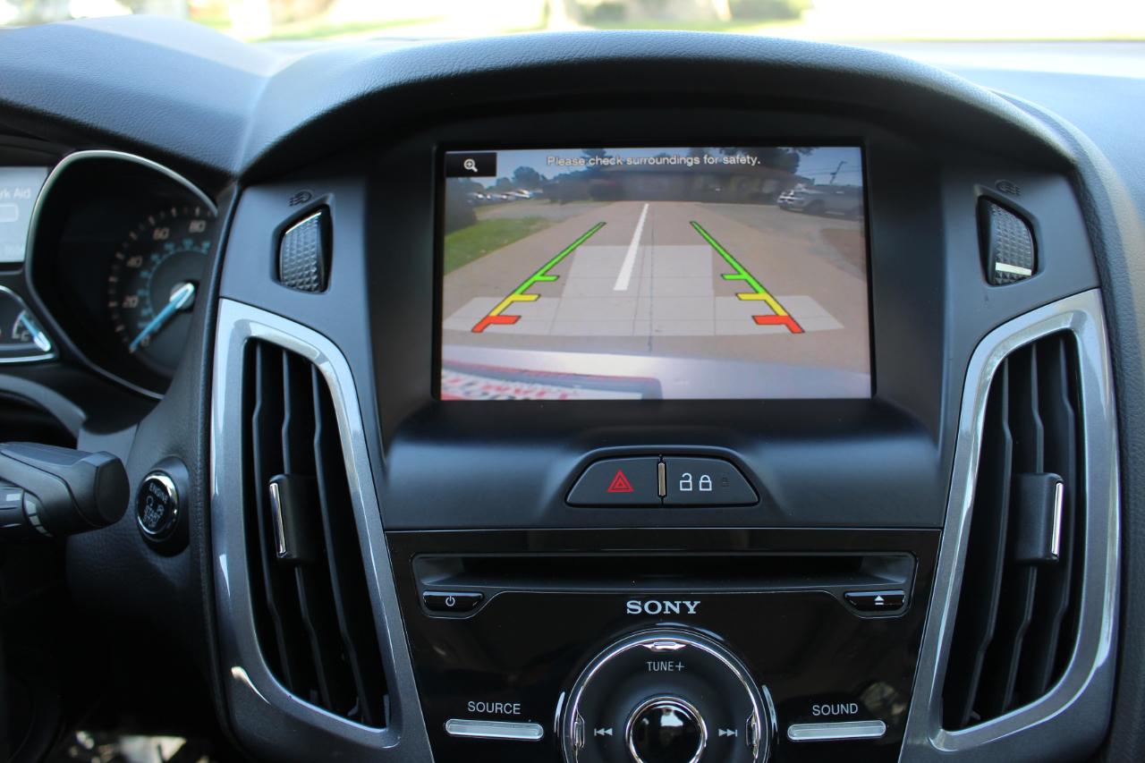 Ford Focus Titanium Sedan 2014