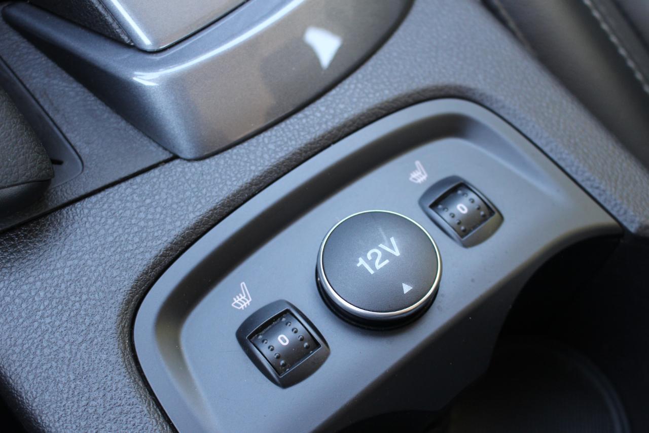 Ford Focus Titanium Sedan 2014