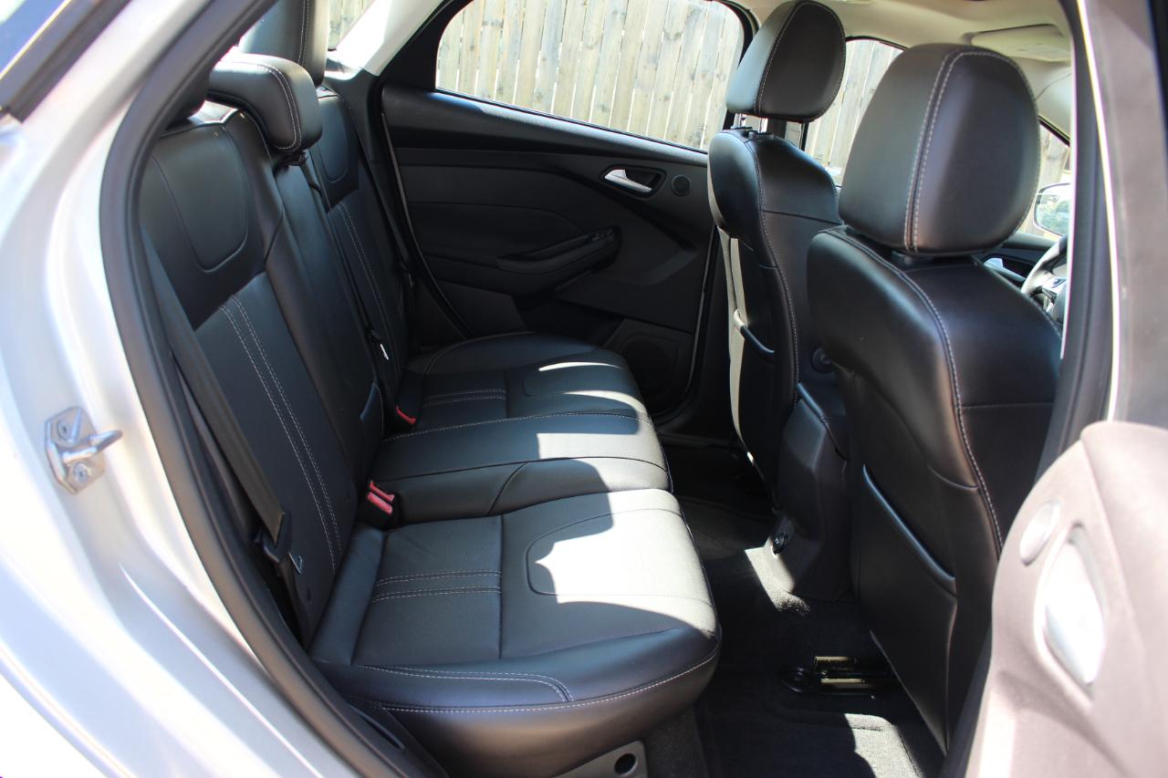 Ford Focus Titanium Sedan 2014