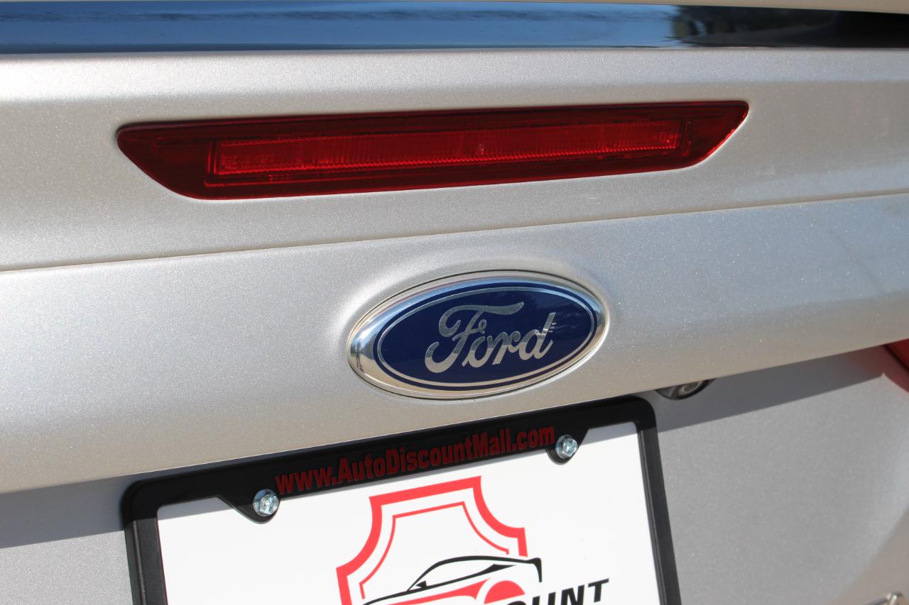 Ford Focus Titanium Sedan 2014