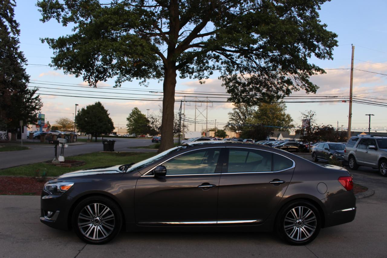 Kia Cadenza Premium 2014
