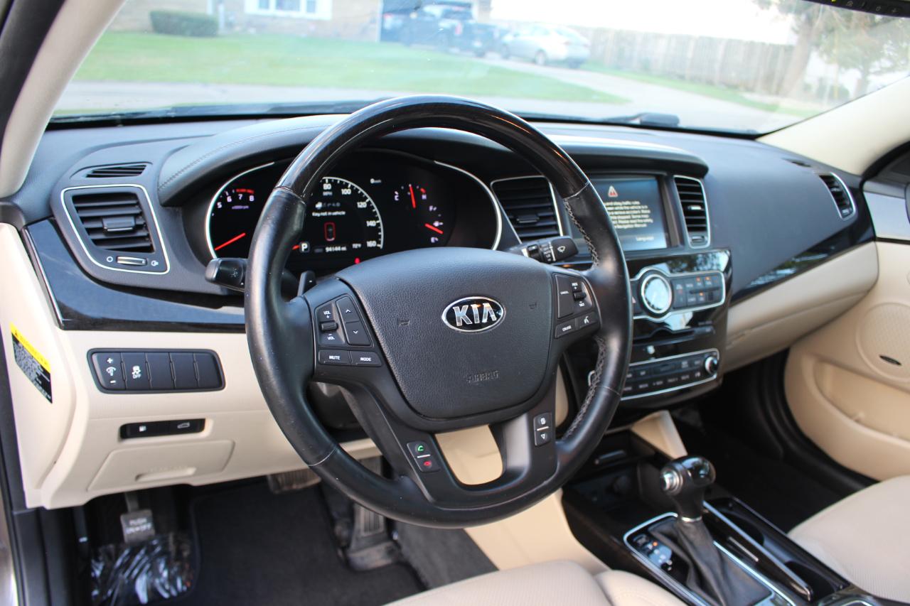 Kia Cadenza Premium 2014