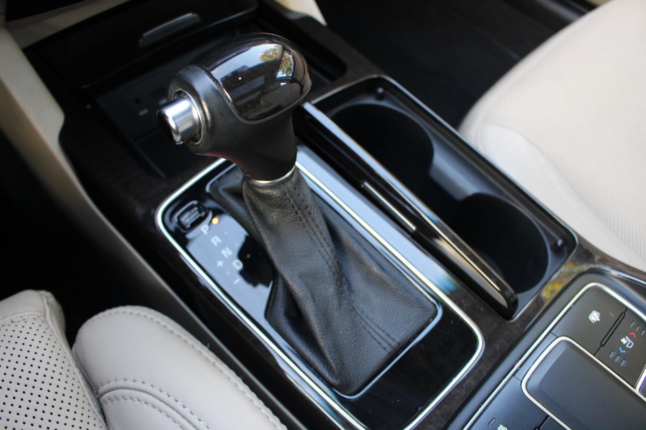 Kia Cadenza Premium 2014
