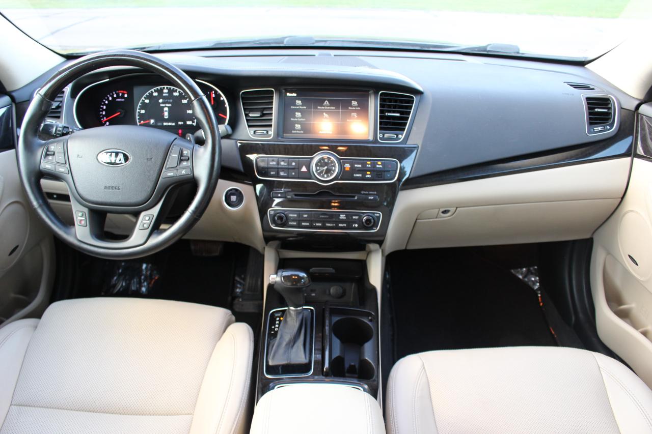 Kia Cadenza Premium 2014