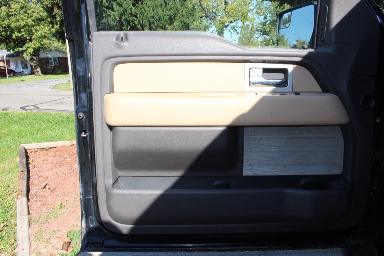 Ford F-150 XLT SuperCrew 4WD 2011