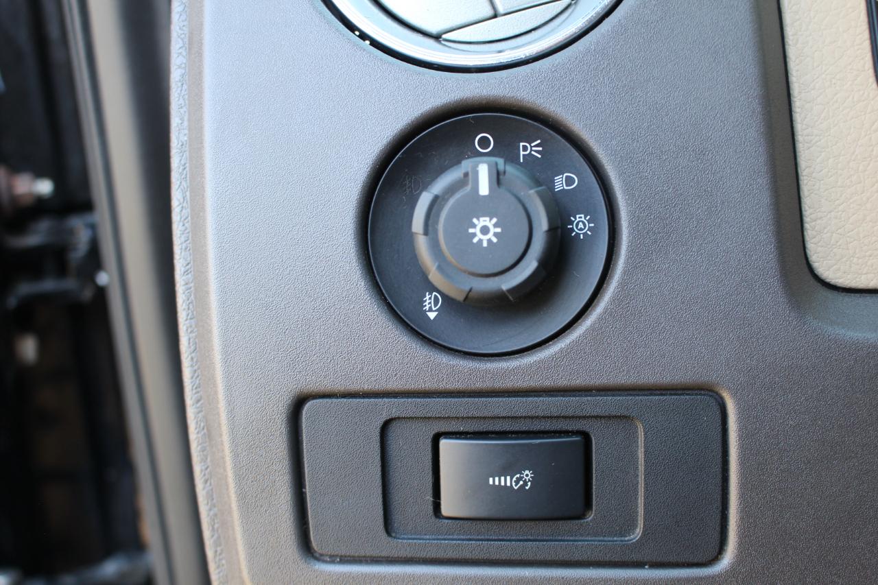 Ford F-150 XLT SuperCrew 4WD 2011