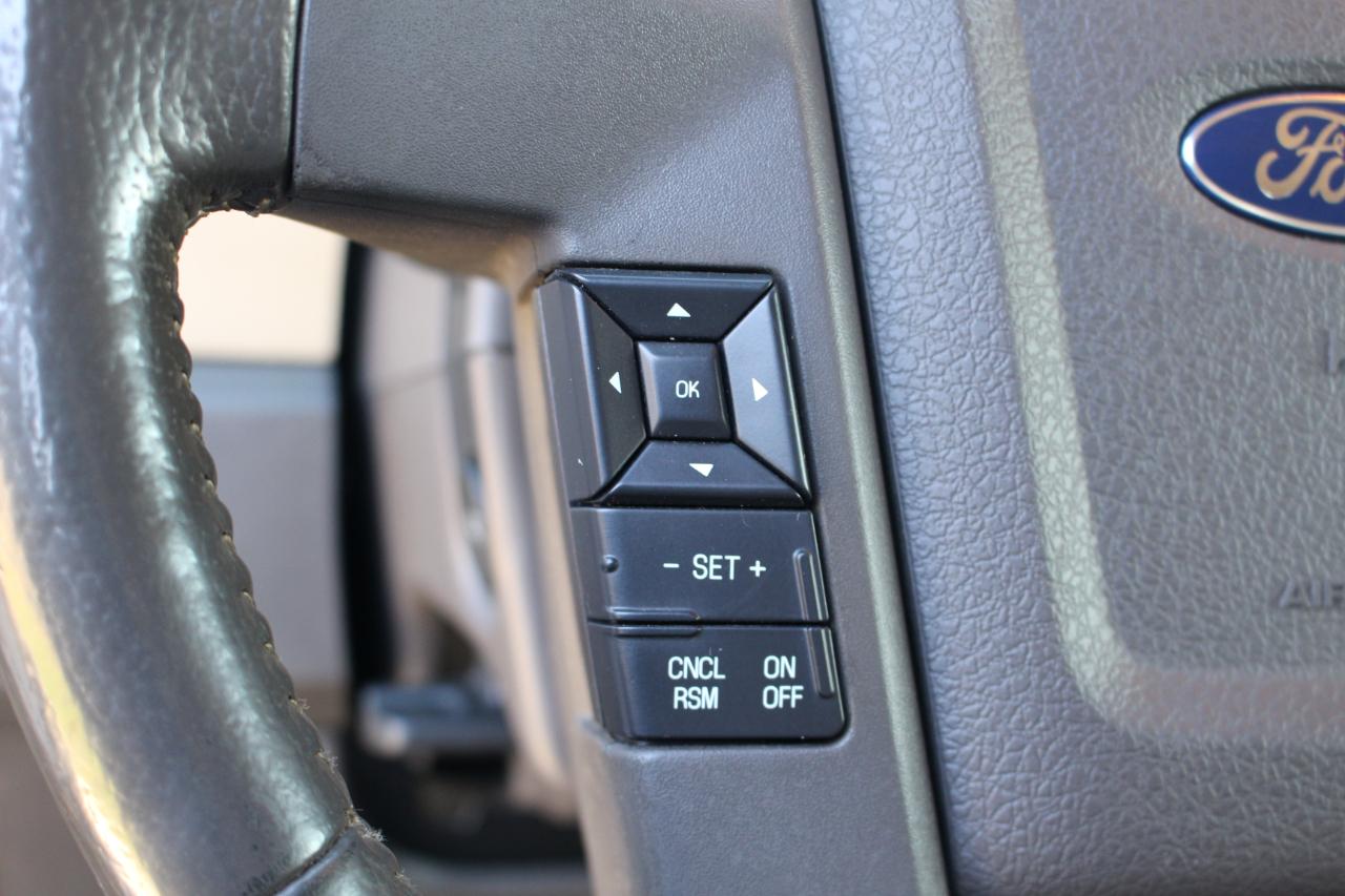 Ford F-150 XLT SuperCrew 4WD 2011