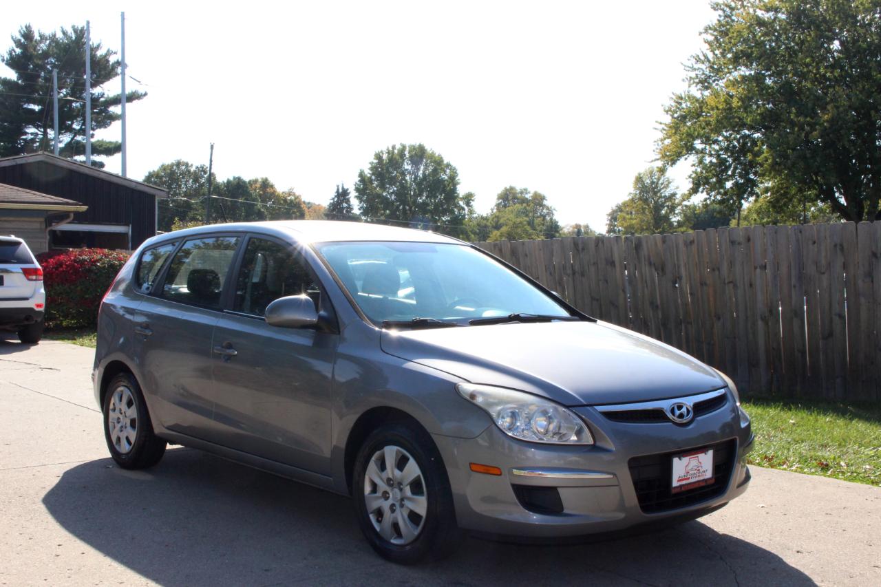 Hyundai Elantra Touring  2011