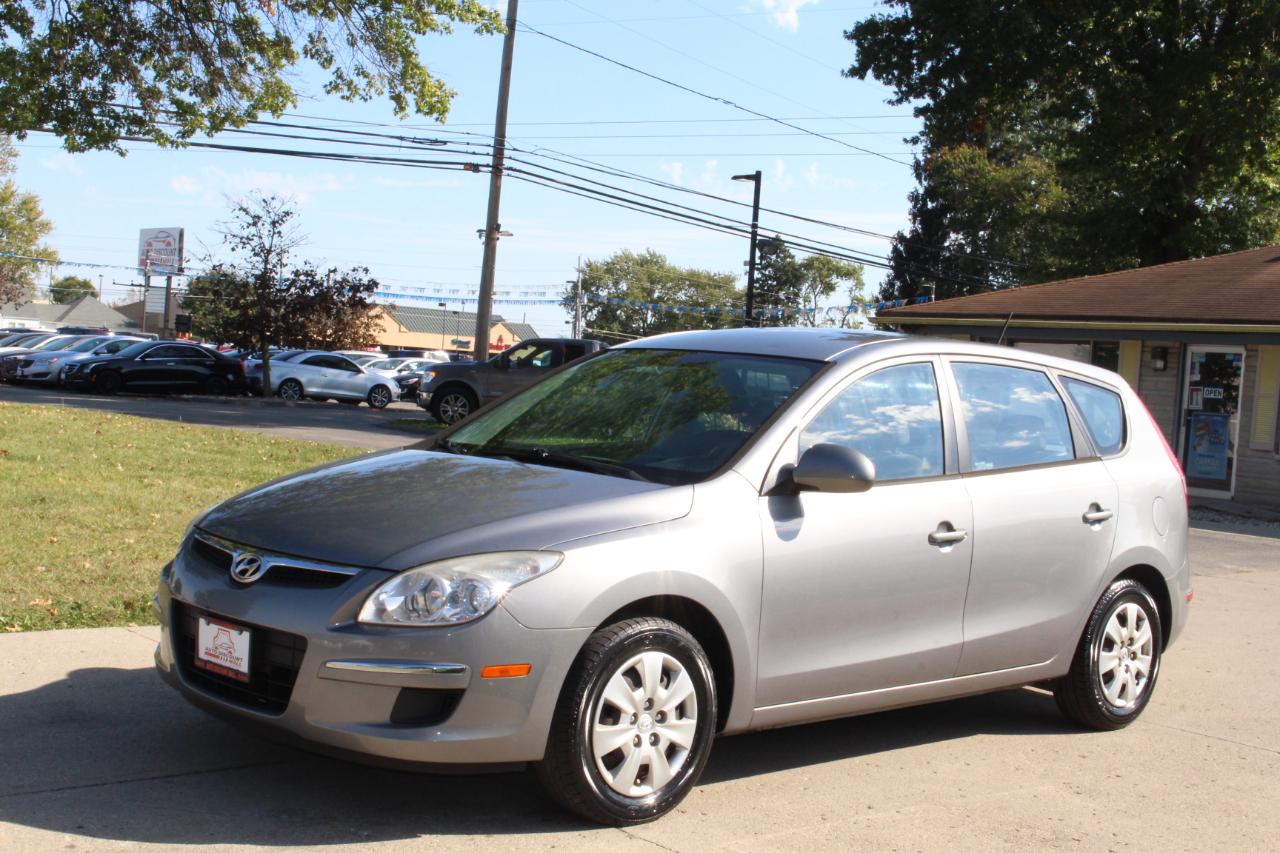 Hyundai Elantra Touring  2011