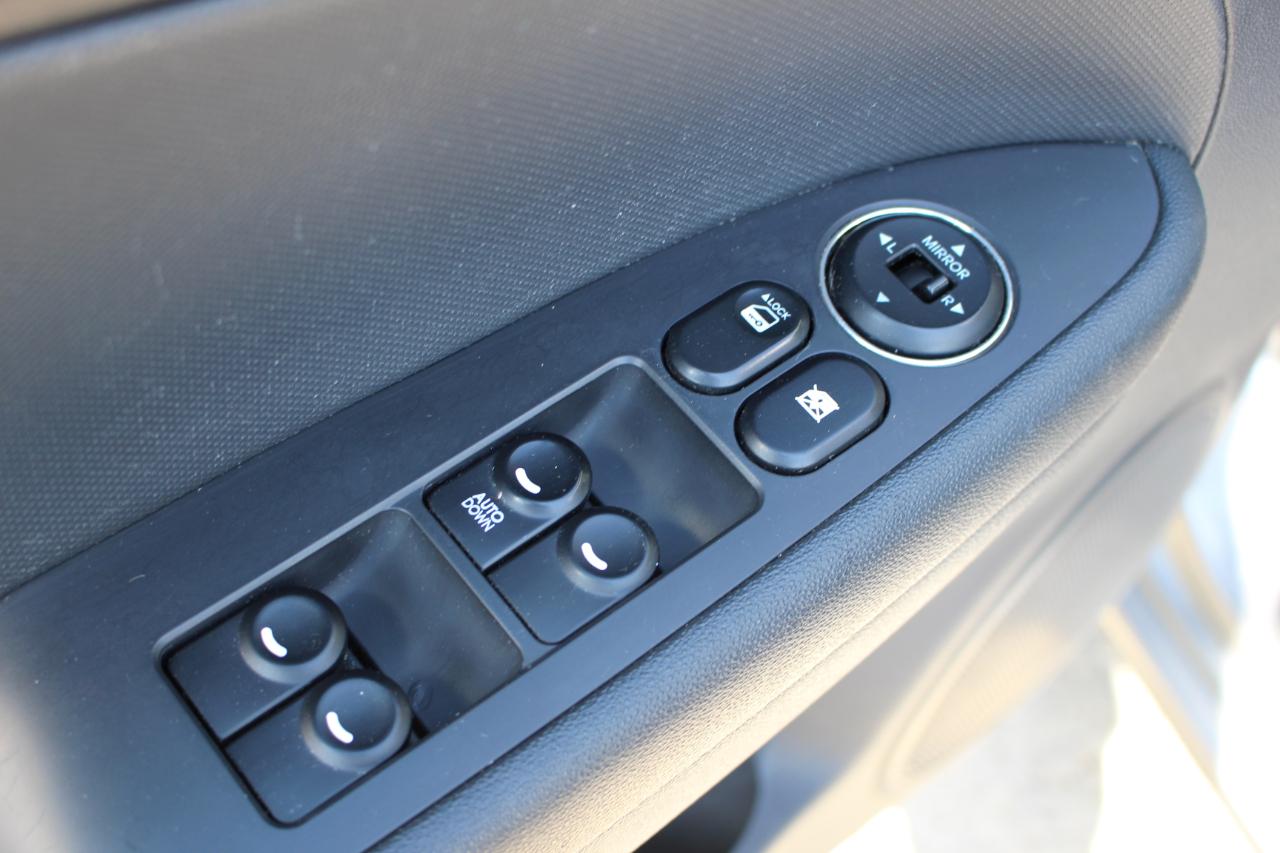 Hyundai Elantra Touring  2011