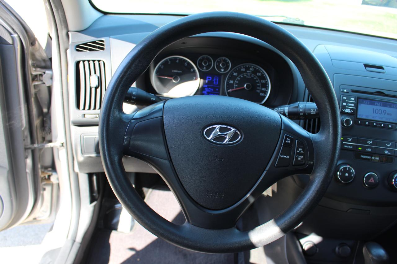 Hyundai Elantra Touring  2011