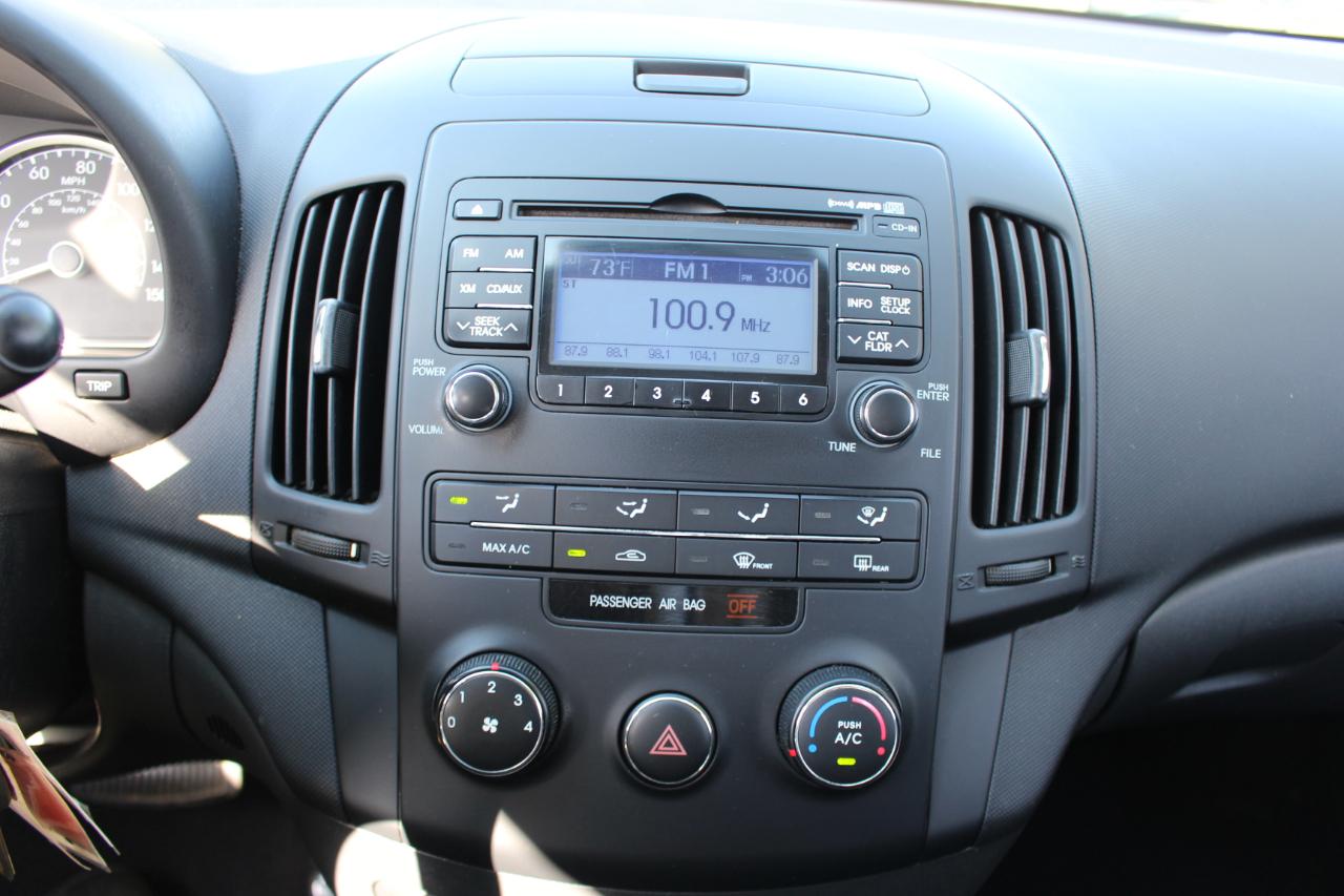 Hyundai Elantra Touring  2011