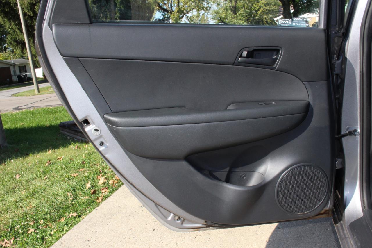 Hyundai Elantra Touring  2011