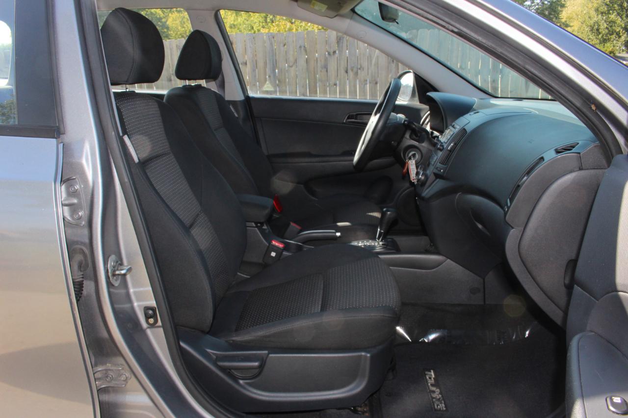 Hyundai Elantra Touring  2011