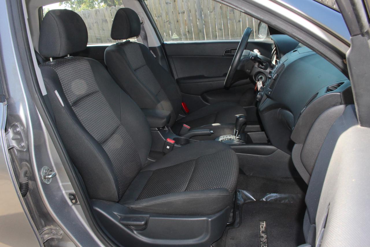 Hyundai Elantra Touring  2011