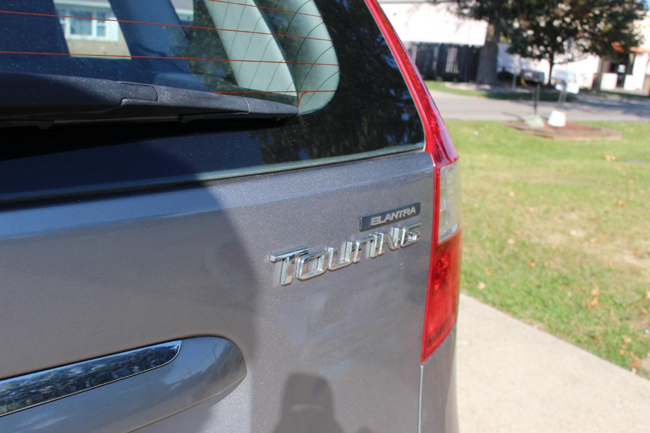 Hyundai Elantra Touring  2011