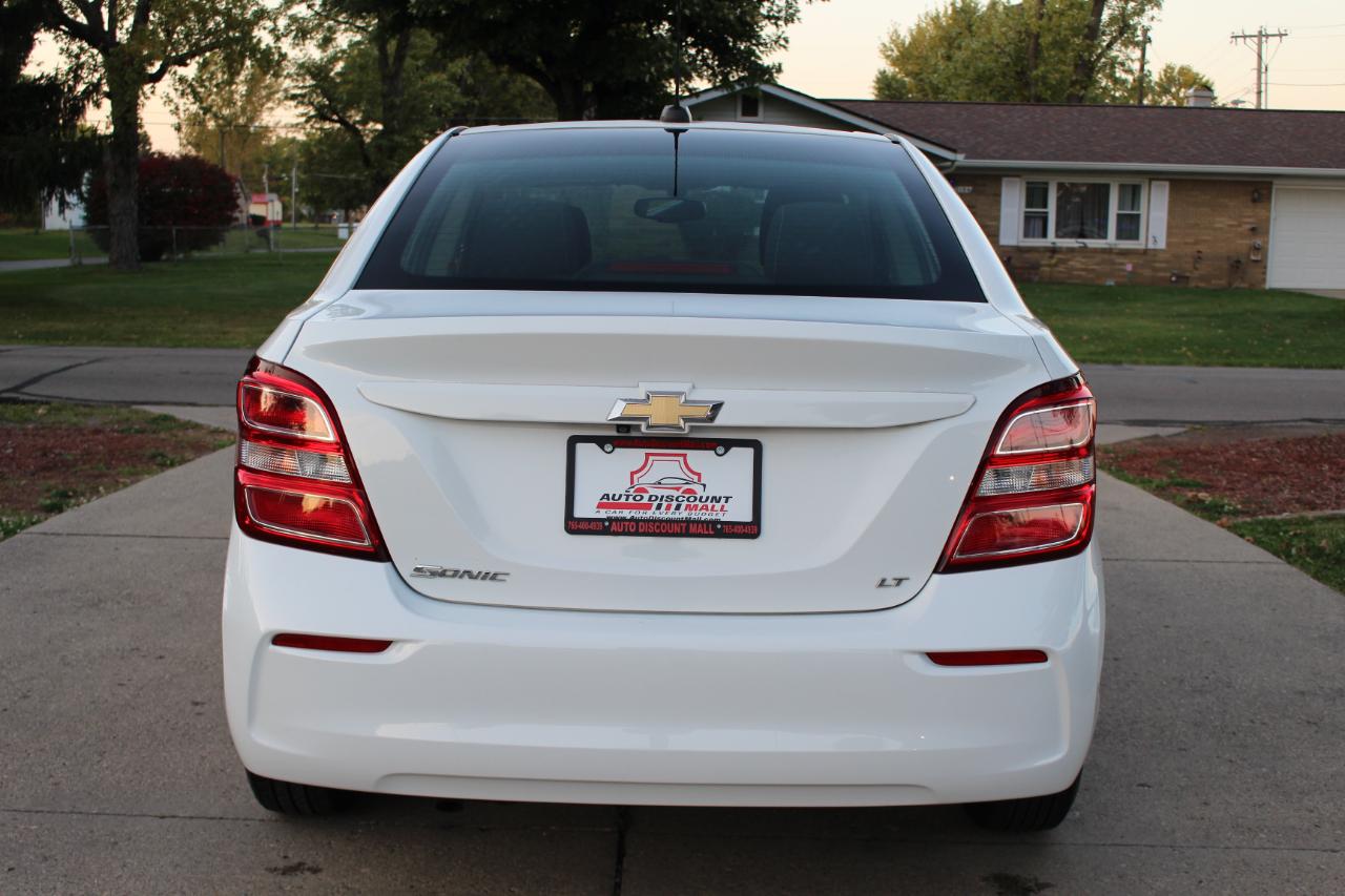 Chevrolet Sonic LT Auto Sedan 2018