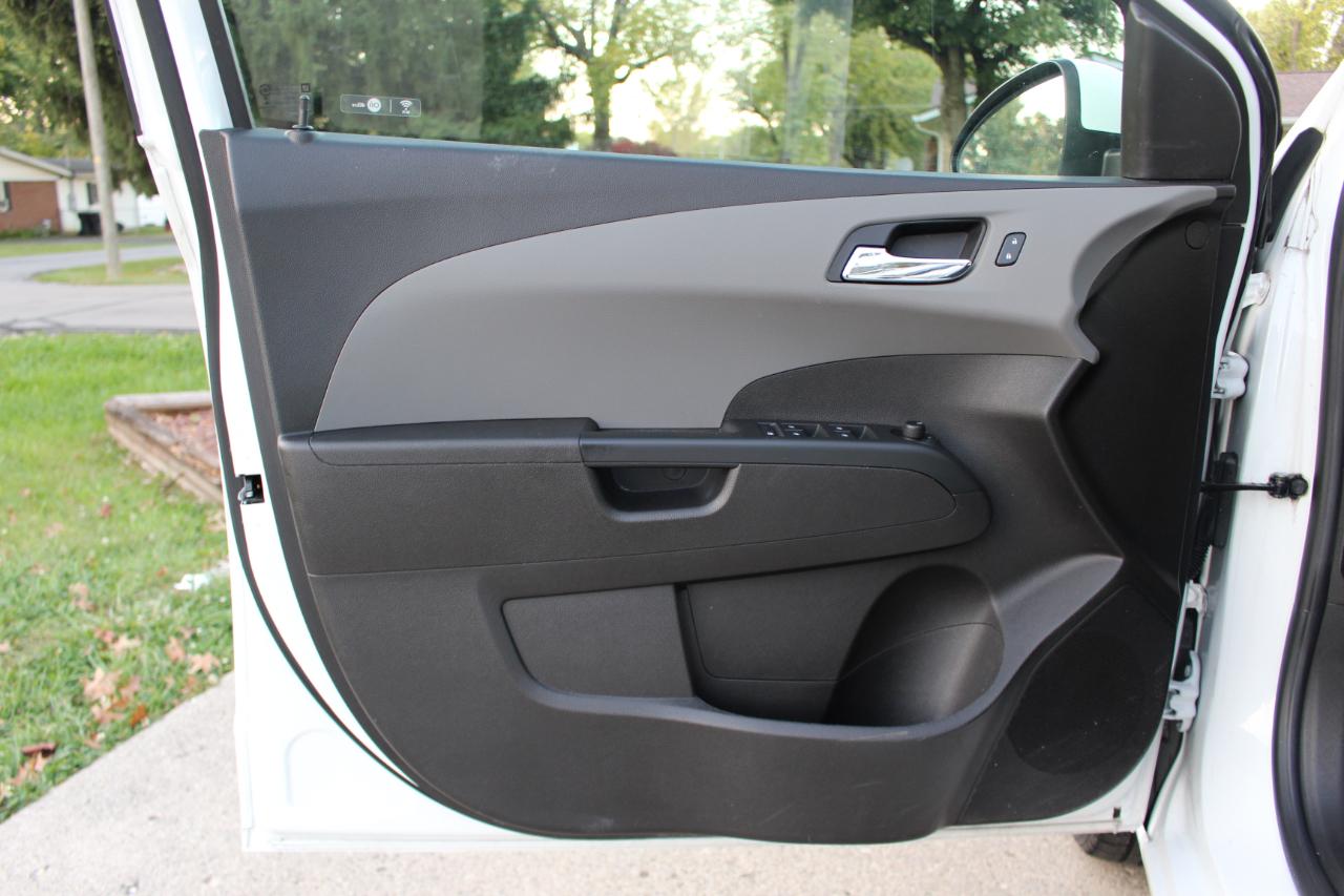 Chevrolet Sonic LT Auto Sedan 2018