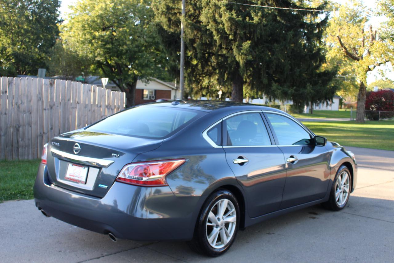 Nissan Altima 2.5 SV 2013