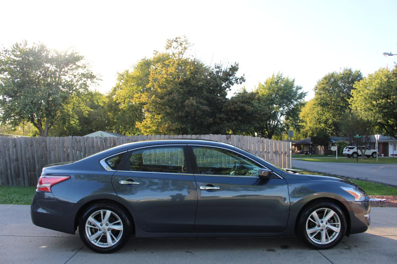 Nissan Altima 2.5 SV 2013