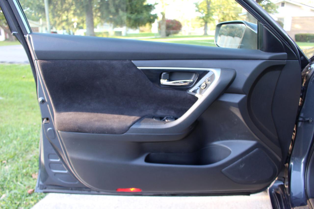 Nissan Altima 2.5 SV 2013