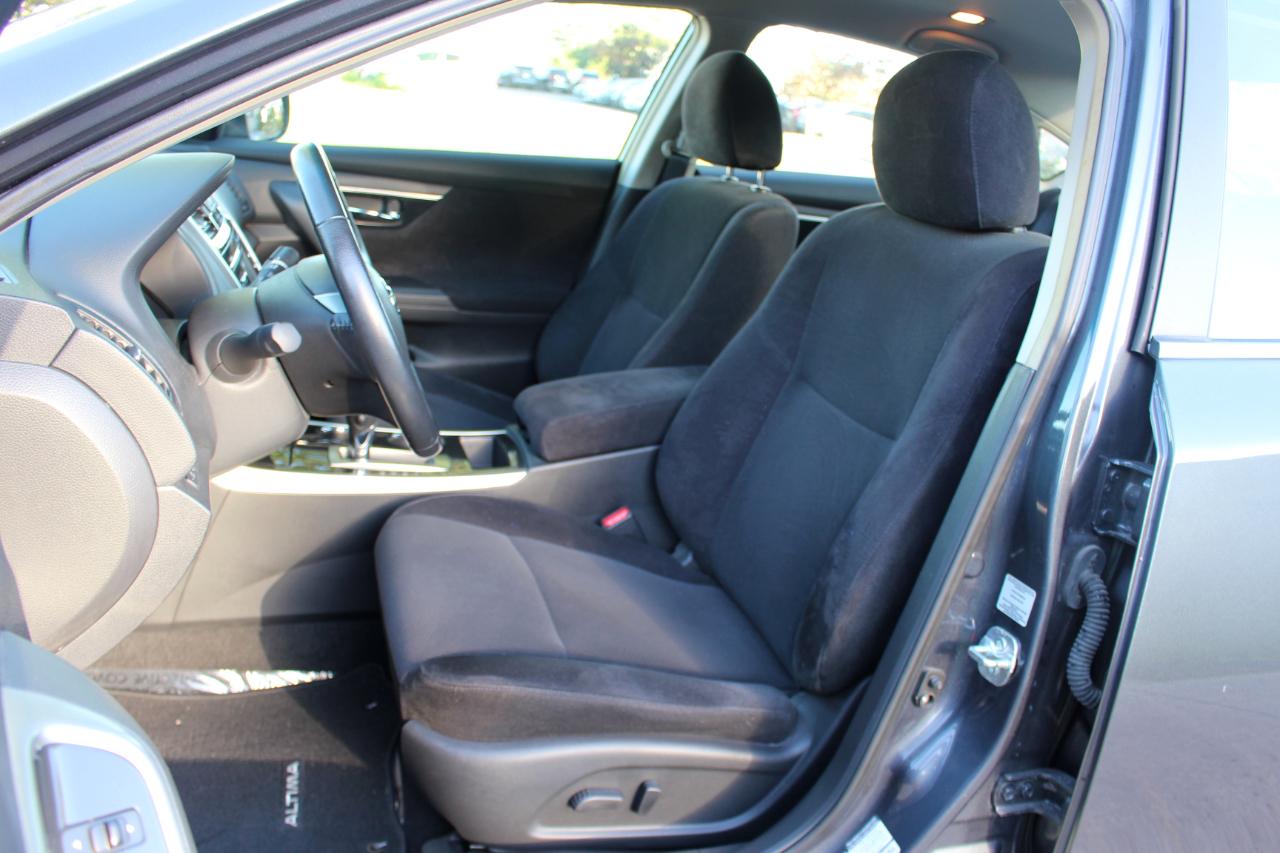 Nissan Altima 2.5 SV 2013