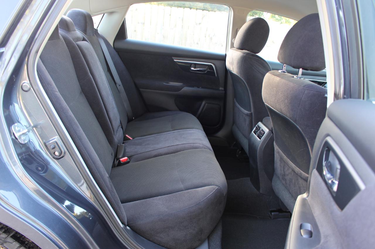 Nissan Altima 2.5 SV 2013