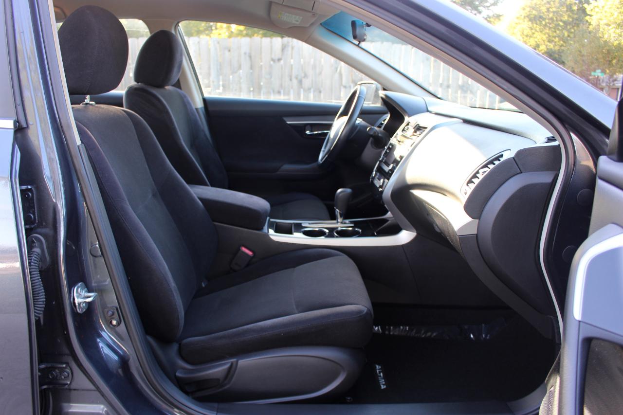 Nissan Altima 2.5 SV 2013