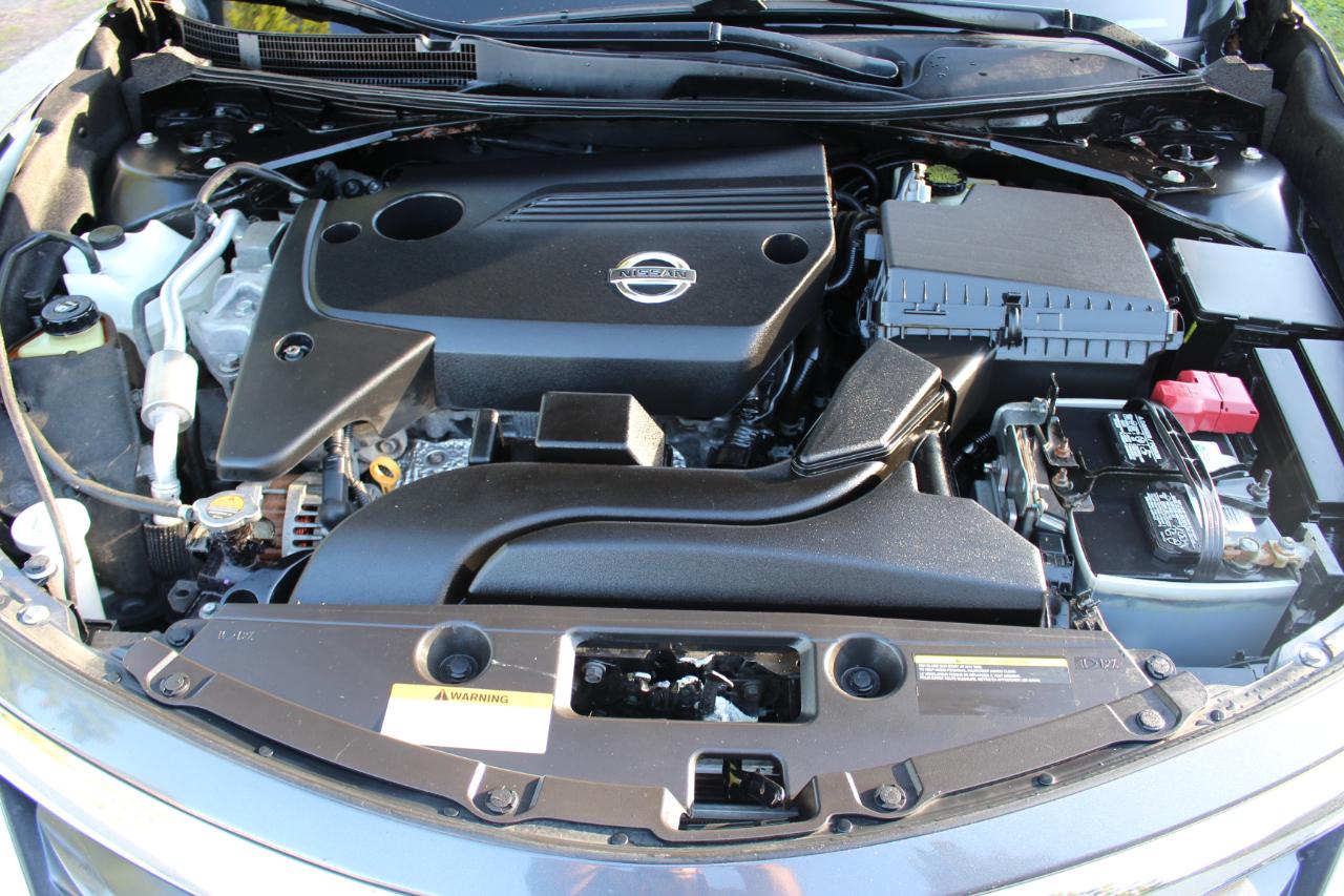 Nissan Altima 2.5 SV 2013