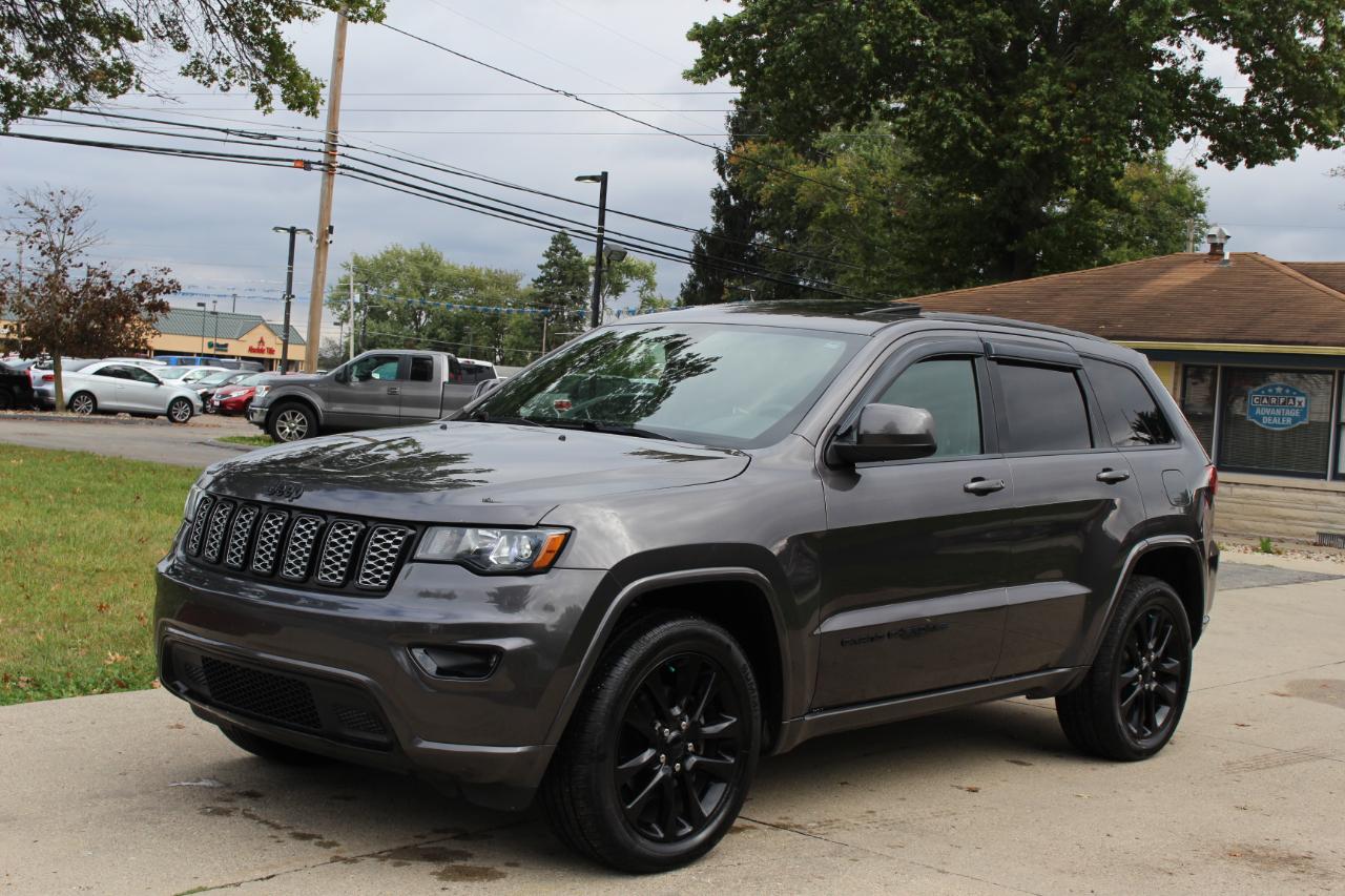 Jeep Grand Cherokee Laredo 4WD 2019