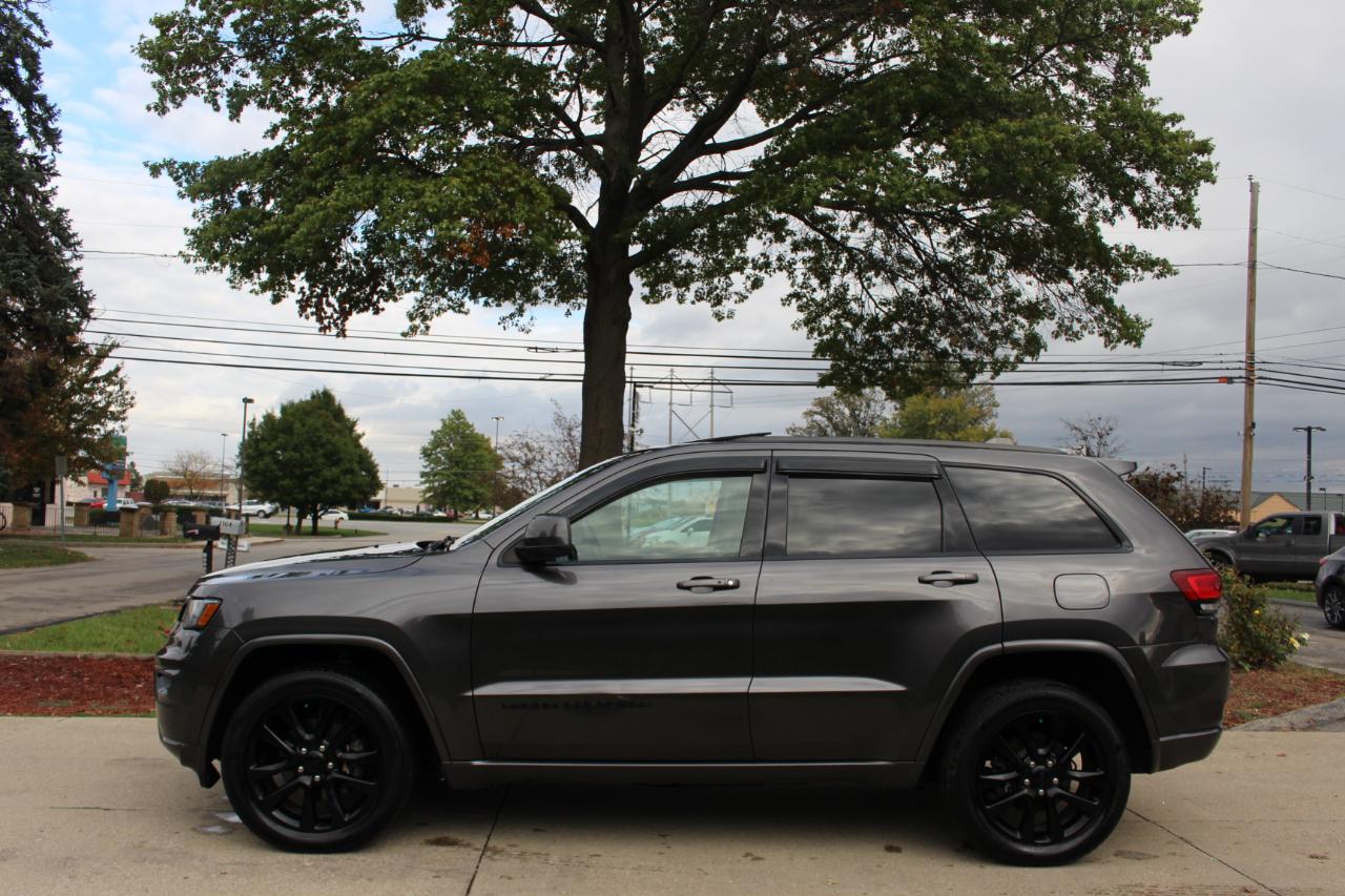 Jeep Grand Cherokee Laredo 4WD 2019